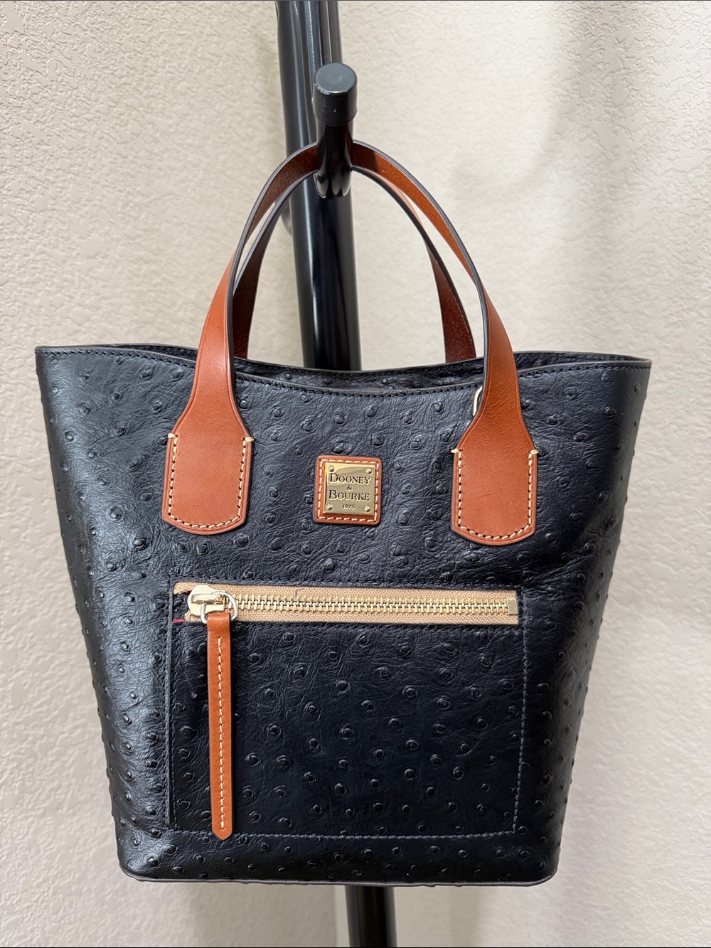Dooney & Bourke NWT Brinley Black Ostrich-Embossed